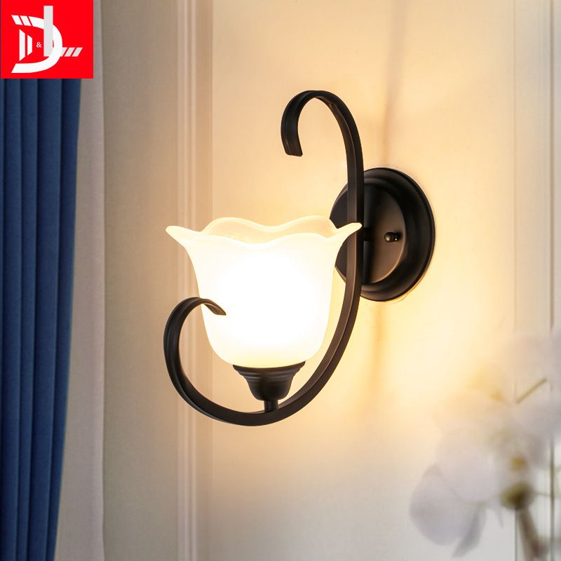 Salón de dibujo floral pared apliques country vidrio lechoso simple idea de iluminación de pared negra con brazo de desplazamiento