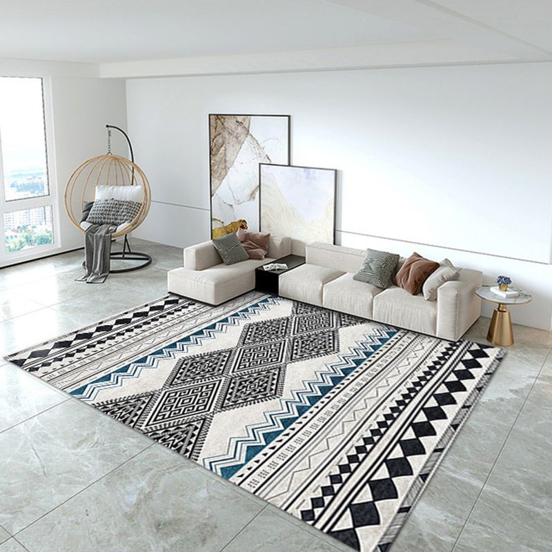 Light Orange Graphic Rug Polyester Casual Rug Stain Resistant Rug for Living Room