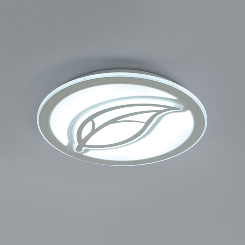 Modern Style Circle Flush Mount Ceiling Light LED Hallway Flush Mount Lamp in White with Leaf Pattern, 16"/20"/24" Wide