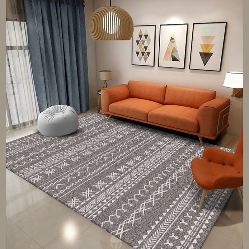 Gray Tribal Print Rug Polyester Bohemian Indoor Carpet Non-Split Backing Carpet for Home Decor