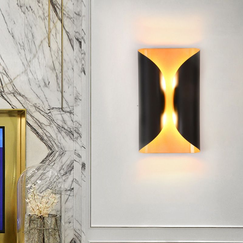 Lampada a parete in metallo curvo a parete contemporanea in stile oro-nere dell'illuminazione da parete