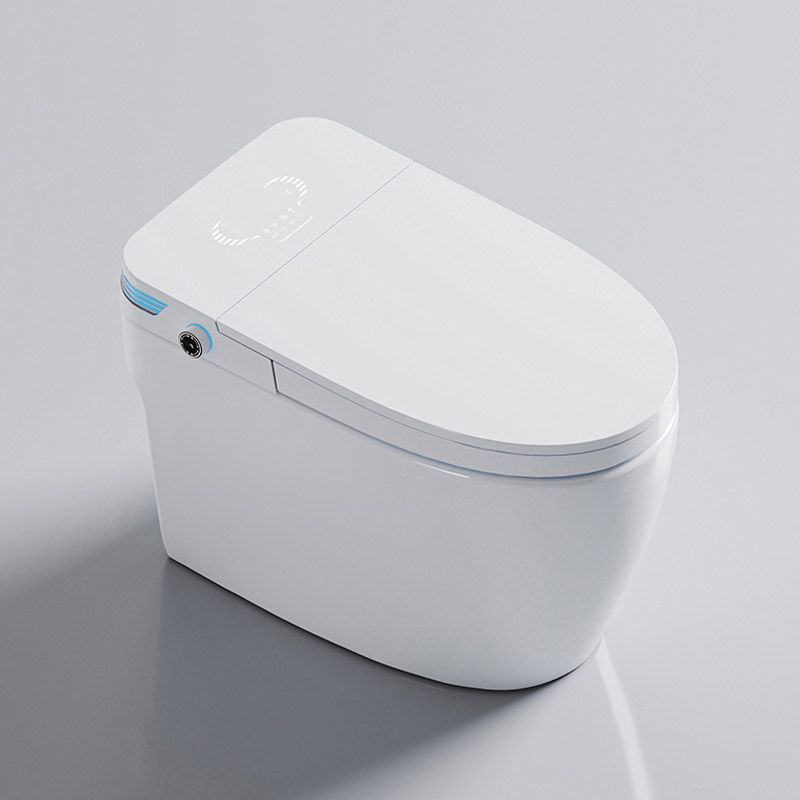 Modern Toilet Bowl Siphon Jet Skirted Toilet with Soft-Close Seat for Bathroom