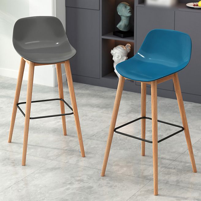 Taburete moderno de respaldo de respaldo sin brazo Taburete de bar de cajero con asiento de plástico