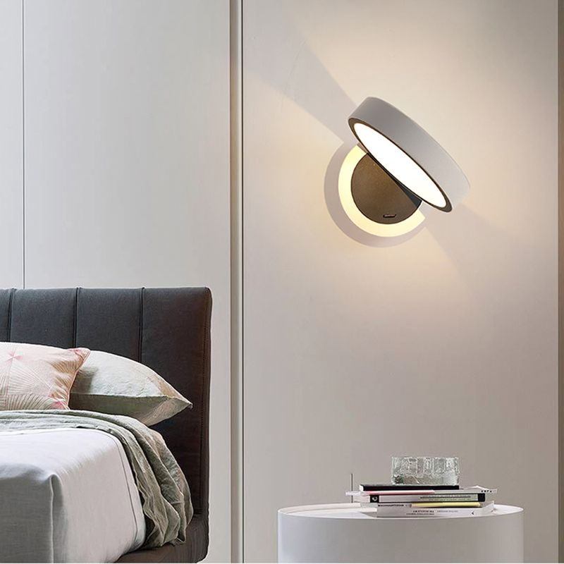 Modern Metal 1-Light Wall Mount Lamp Adjustable Round Wall Sconce for Bedroom