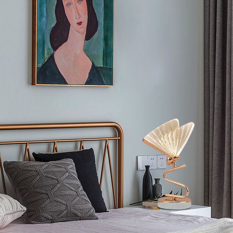 Postmodern Eye Caring Table Lamp Minimalist LED Night Stand Light for Sitting Room