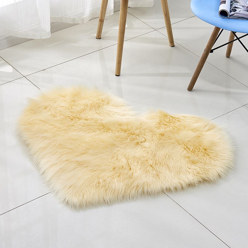 Multi-kleuren Noordse stijl Rug Faux Wol Plain Love Shape Tapijt Niet-slip achteruitgang Wasbaar huisdiervriendelijk tapijt voor thuis