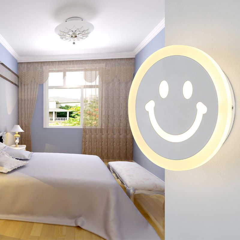 Luz de pared de acabado acrílico contemporáneo delgado acrílico acrílico luz de pared para niños dormitorio para adultos