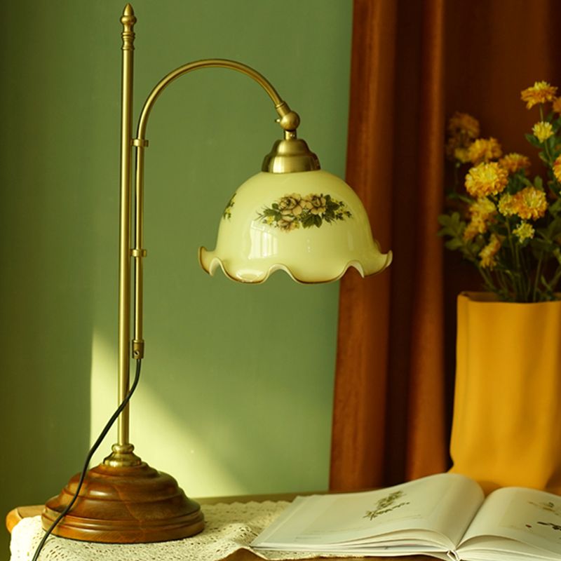 1 Light Modernism Night Table Lamps Metal Flower Nightstand Lamp for Bedroom