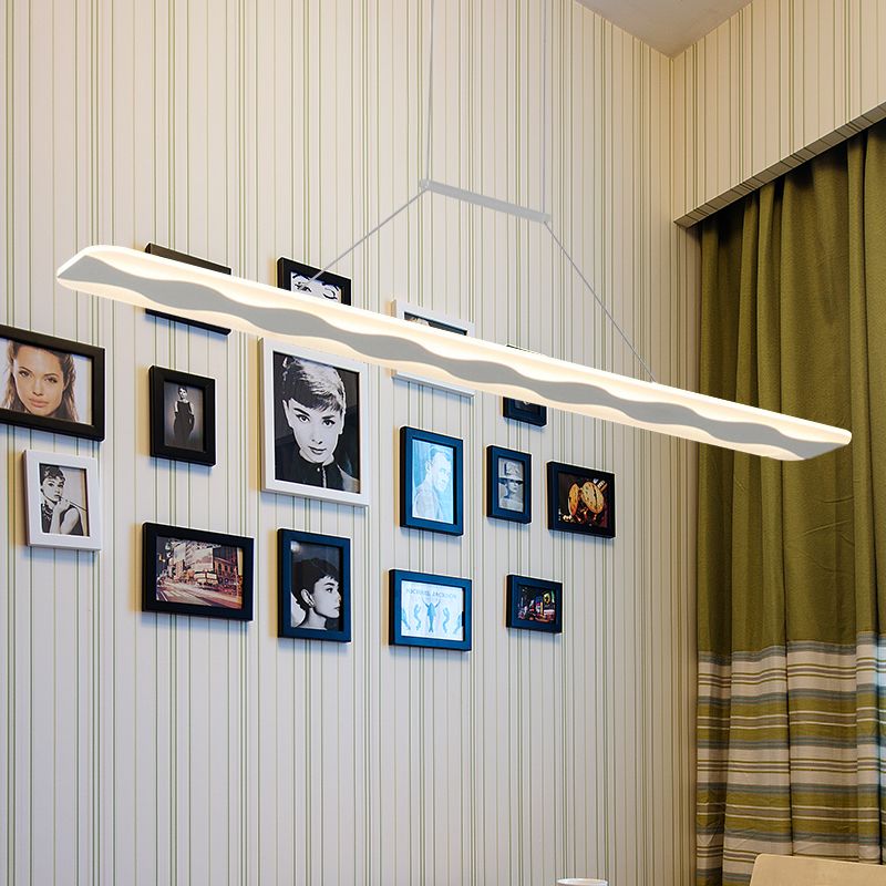 Lineaire woonkamer plafondlicht acryl LED moderne hangende hanger in warm/wit licht, 39 "/47" breed