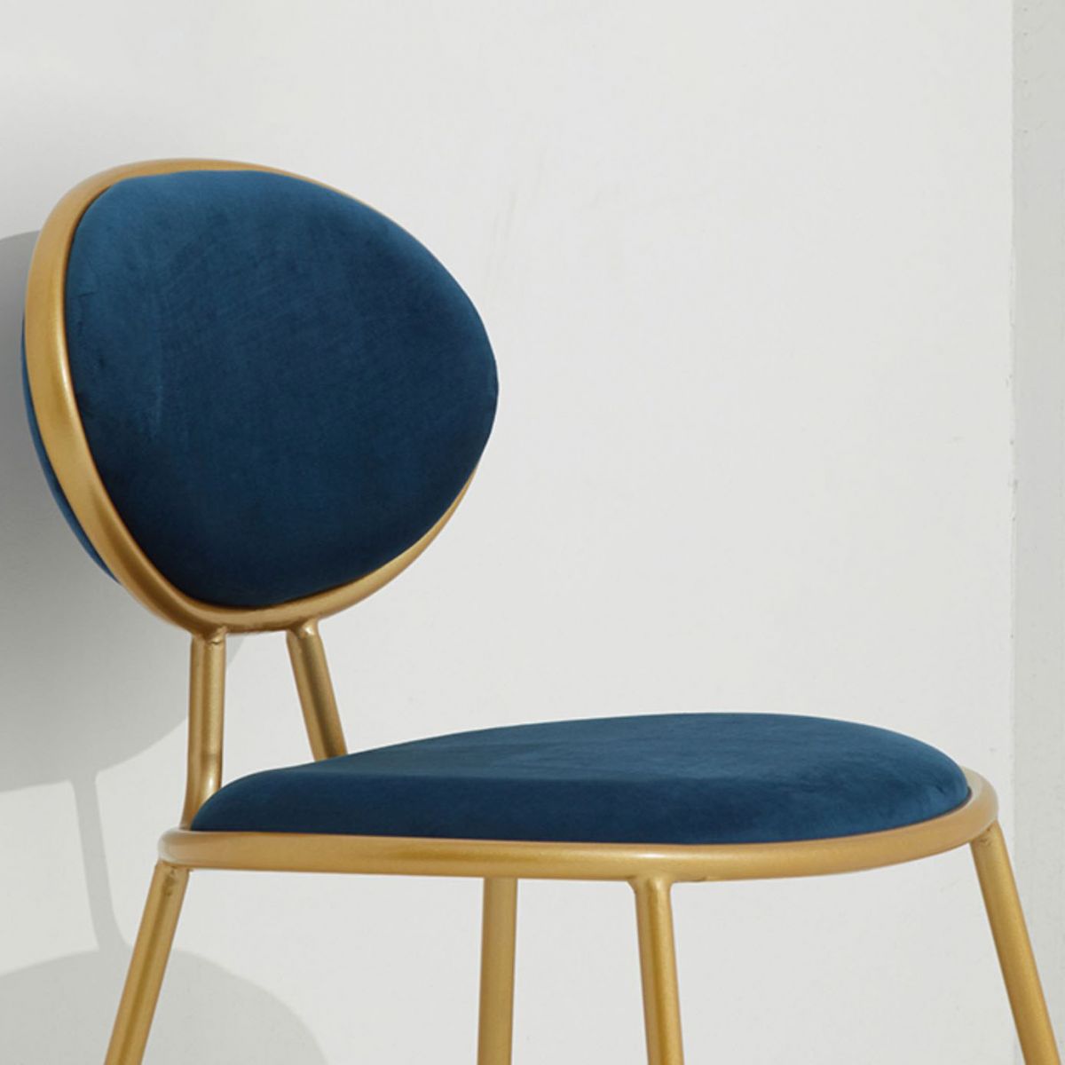 Glam Dining Side Chair Velvet Upholstered Side Chair for Home