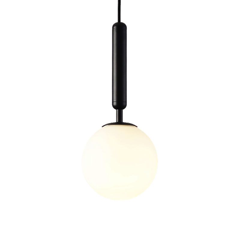 Kugelhaltige weiße Glas Suspension Anhänger Moderne 1 Licht 6 "/8"/10 "breit schwarz/goldener Hangleuchte