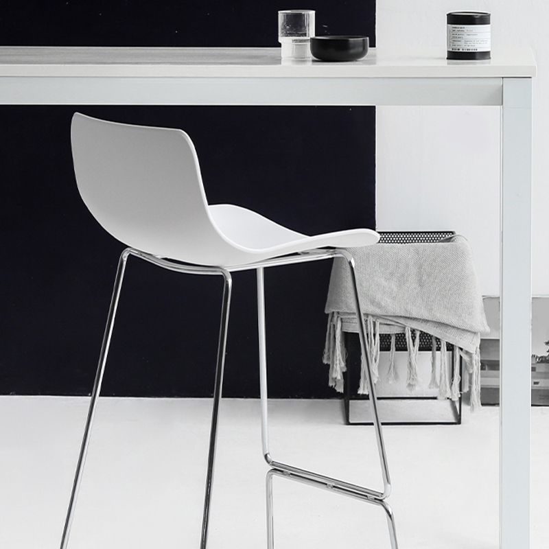 Scandinavian Armless Bar Stool Plastic and Steel Bar Stool for Living Room