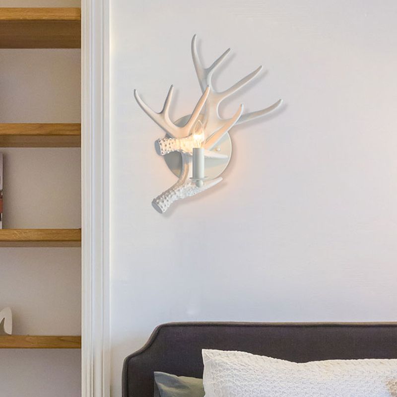 Rustic Style Antlers Wall Lamp Resin Single Bulb Sconce Light in White Finish for Lodge Villa