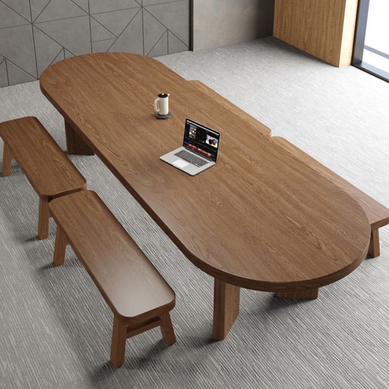 Eettafel met grenenhouten blad Moderne ovale eettafel met 4 poten