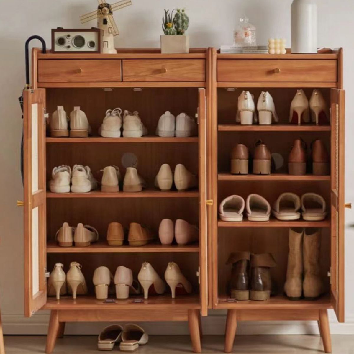 Mid-Century Modern Rectangle Storage Cabinet Natural Finish Accent Cabinet