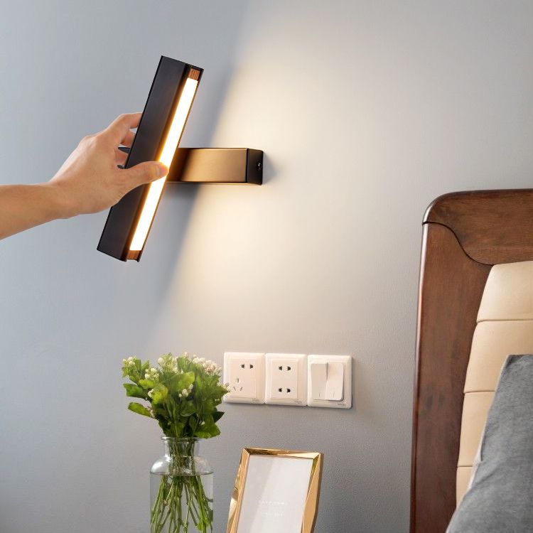 Square Shade Metal Wall Sconce Modern Style Single Light Wall Mount Light