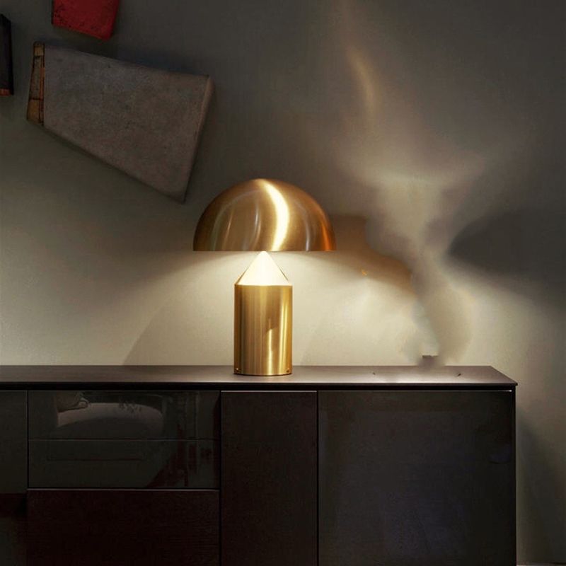 Metal Round Form Table Lampe moderne 1-Licht-Tischlampenleuchten