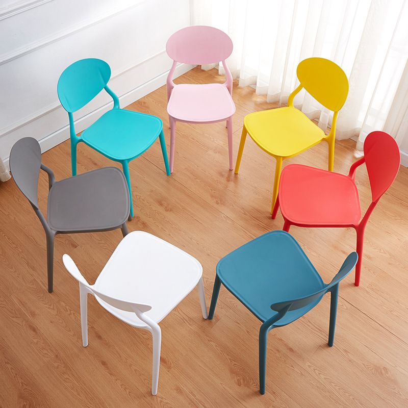 La salle à manger en plastique moderne préside la chaise latérale de salle à manger arrière ouverte sans bras pour le restaurant