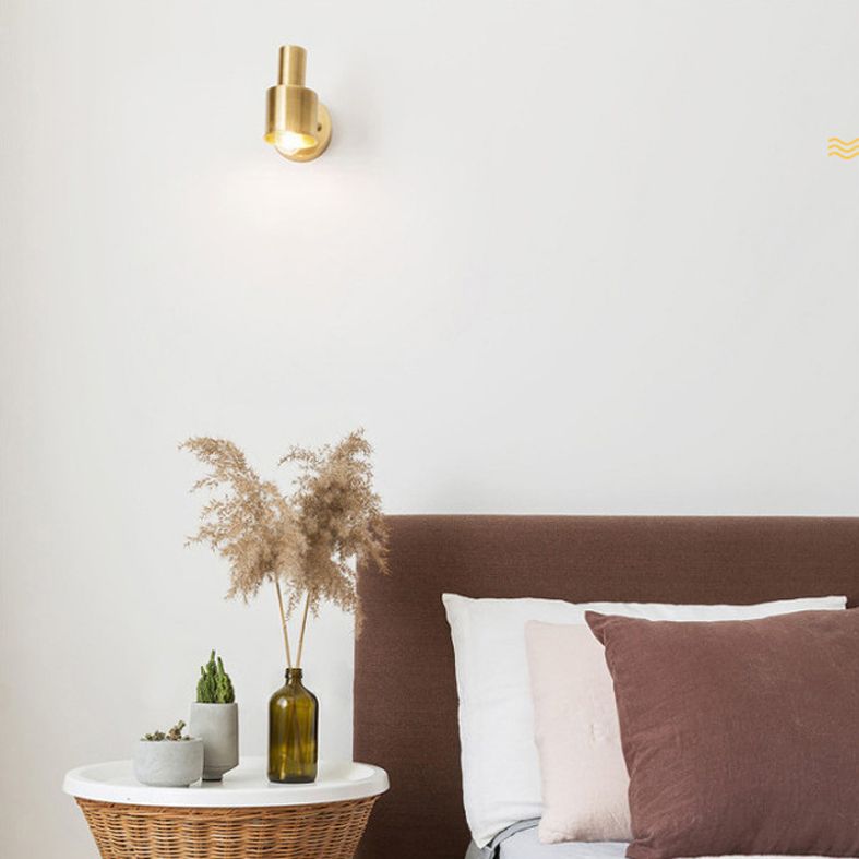 7.5" H Torch Shaped Metal Wall Lamp 1-Light Post-modern Style Sconce Lights in Gold