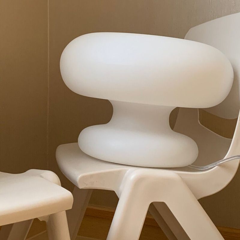 Donut Shaped Milk Glass Table Lamp Minimalist 1-Light Nightstand Light for Bedroom