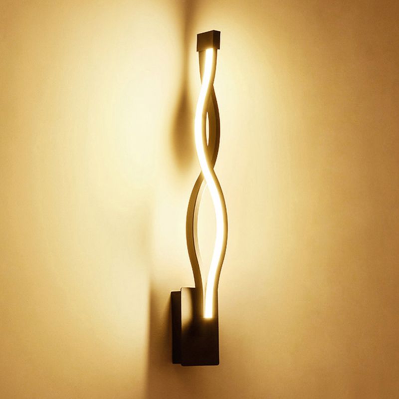 Acrylic Linear LED Wall Sconce in Modern Simplicity Aluminium 2-Light Wall Lamp for Interior Spaces