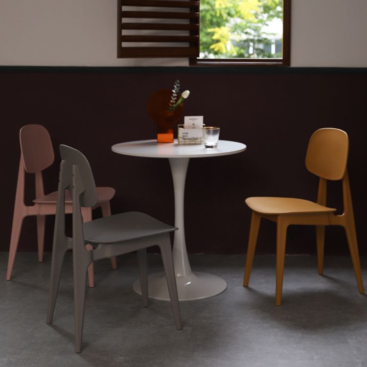 Sedia da pranzo moderna per interno-esterno.