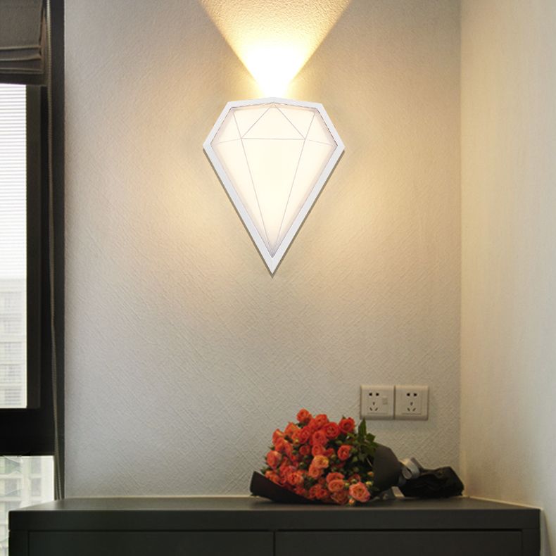 Lámpara de montaje de pared de 1 luces moderna Diamante Diamond Fince para el balcón para el balcón