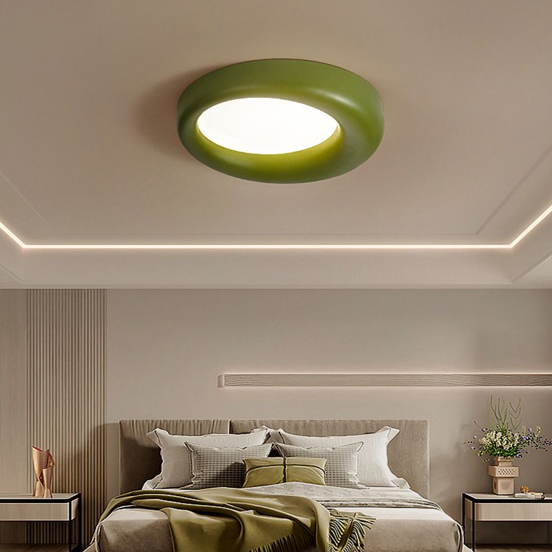 Round LED Ceiling Flush in White / Green / Red Modern Flush Ceiling