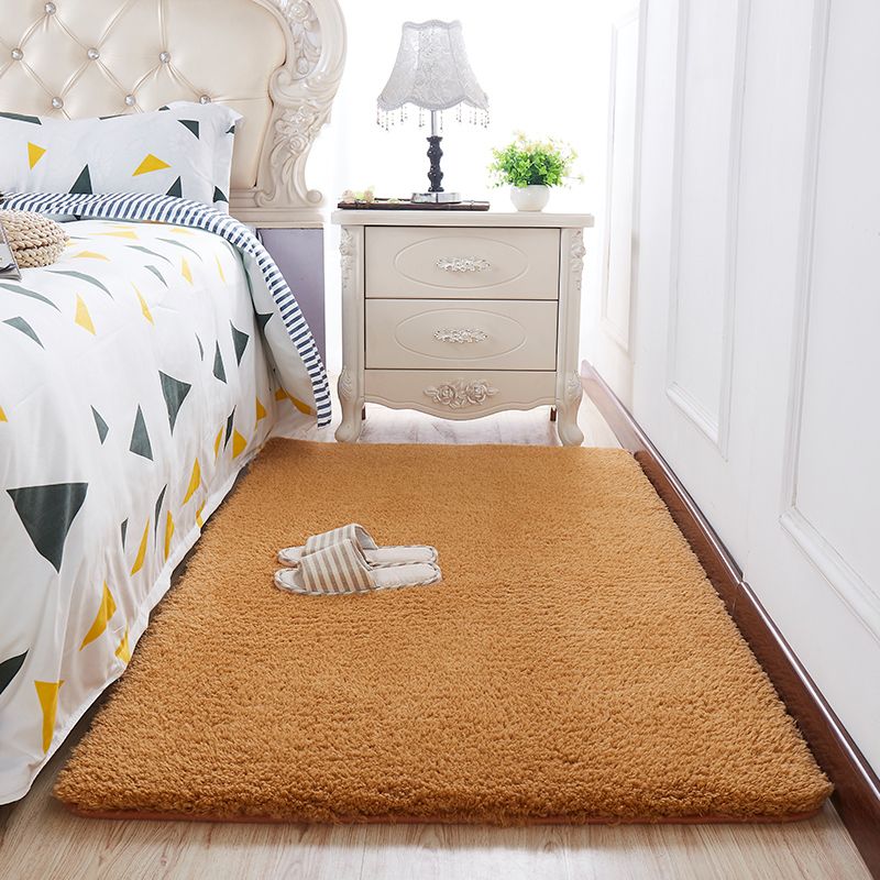 Tappeto per camera da letto casual Tappeto per interni in tinta unita multicolore Tappeto sintetico resistente alle macchie di facile manutenzione