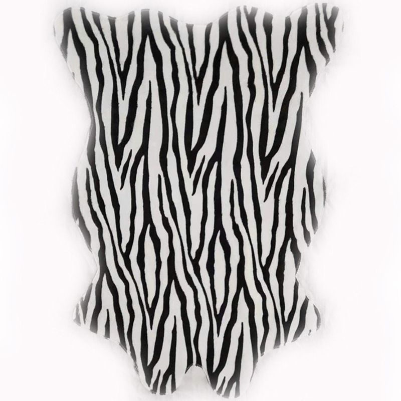 Novelty Shape Animal Skin Rug Multi-Color Creative Carpet Polypropylene Non-Slip Backing Area Rug for Bedroom