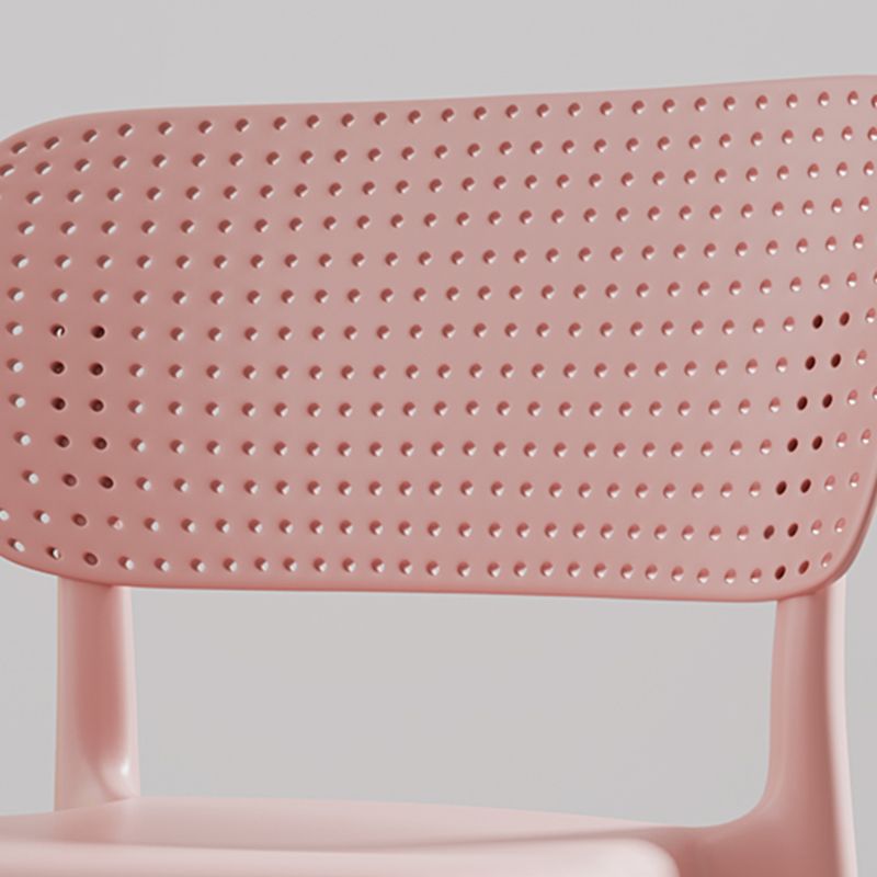 Silla lateral plástica contemporánea del restaurante con parte posterior abierta del final mate que cena la silla