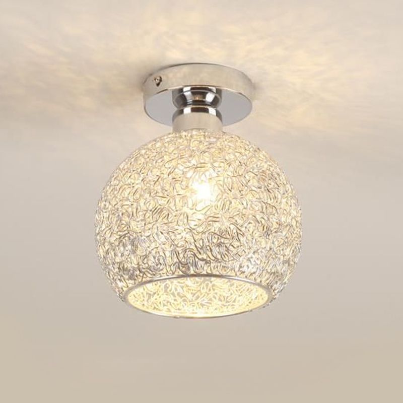 Romantische Globe Inbouwlamp 1 Kops Metaal en Helder Kristal Plafondlamp in Chroom voor Gang