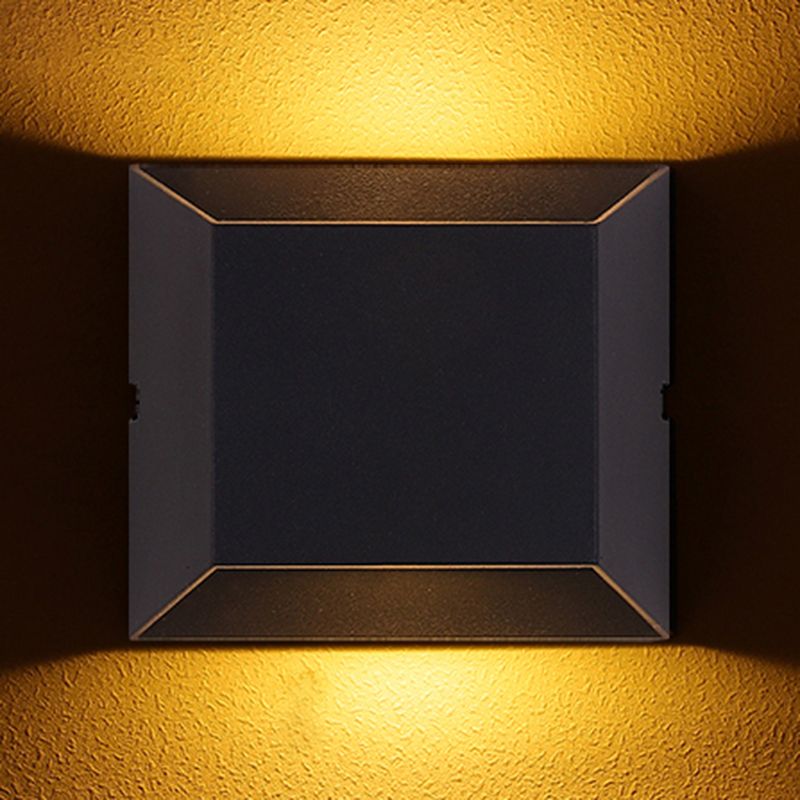 Squared Shade Wall Lighting Simple Style Metallic LED Balcony Wall Sconce Lamp in Matte Black, Warm/White Lighting