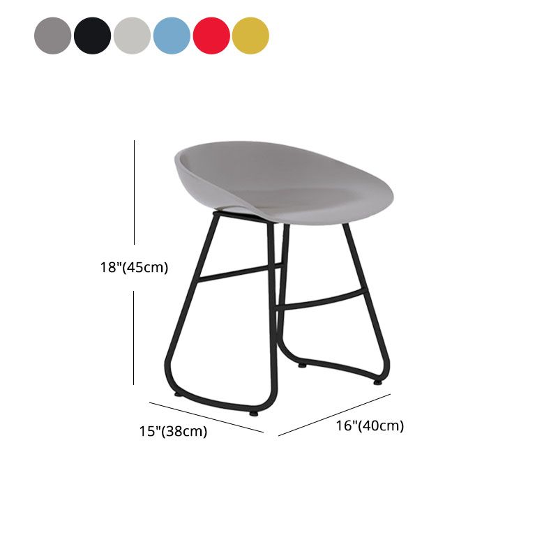 Modern Matte Finish Iron Bar Stool Footrest Milk Tea Shop Stool