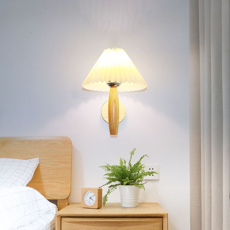 Japanese Style Wooden Wall Light Cone Shape Wall Lamp for Living Room