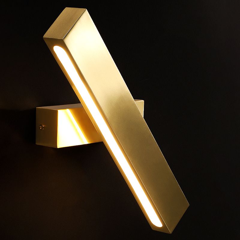 Lámpara de pared LED rectangular dorada en un tipo de pared rotatable de cobre de estilo de lujo moderno con sombra acrílica