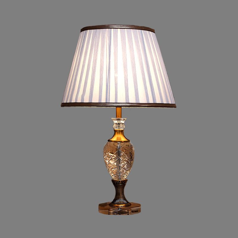 Abat-jour conique éclairage de travail tissu moderne 1 ampoule lampe de table de chevet blanche pour chambre à coucher