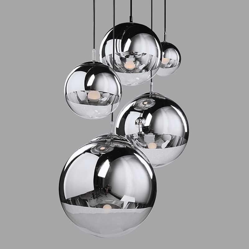 Moderner Glasglasanhänger Light Globe Platting Spiegelte hängende Licht in Silber für Nachtbalken