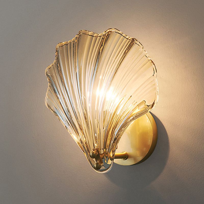 Nordic Style Wall Light Shell Shape Wall Lamp with Glass Shade for Bedroom