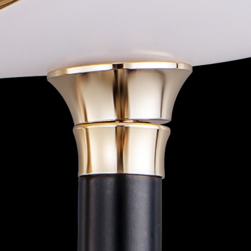 Postmodern LED Wall Light Fixture Creative Wall Light Sconce for Bedroom