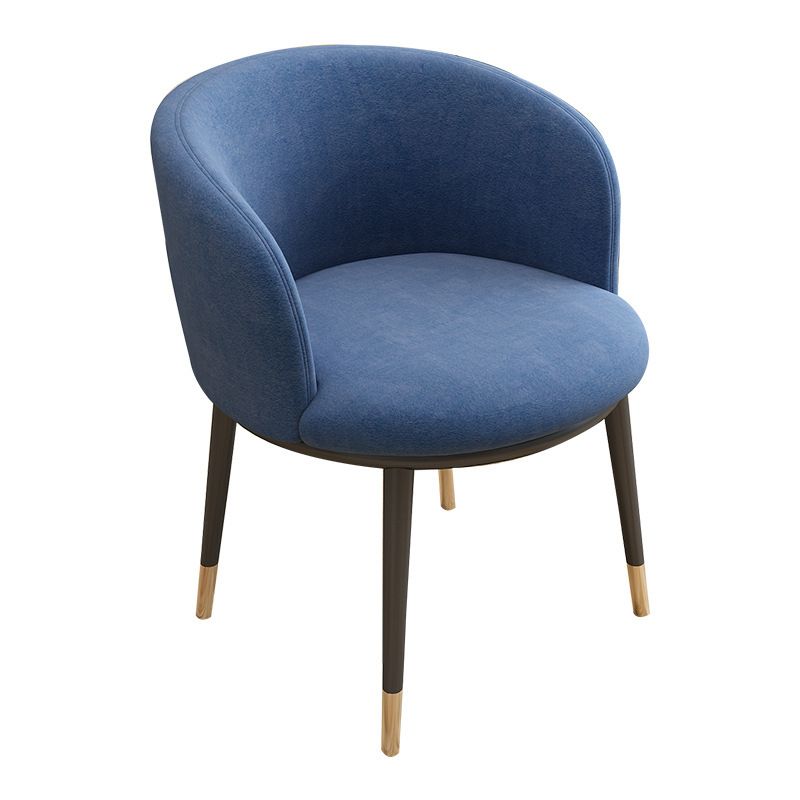 Faux Leather Contemporary Dining Chair with 4 Legs Matte Finish Solid Back Chair