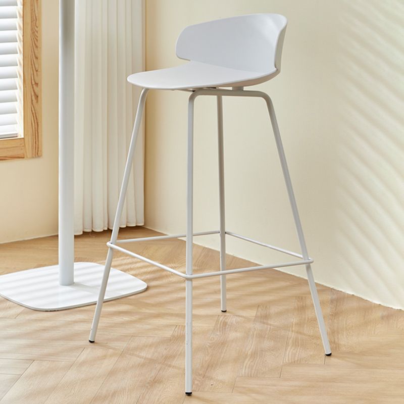 Scandinavian Matte Finish Metal Bar Stool Milk Tea Shop Footrest Stool