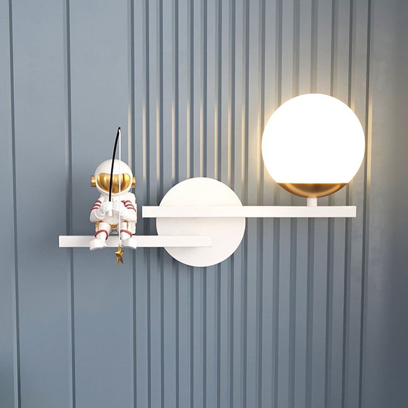 Contemporary Creative Wall Light Fixture Astronaut Wall Light Sconce for Kid's Bedroom