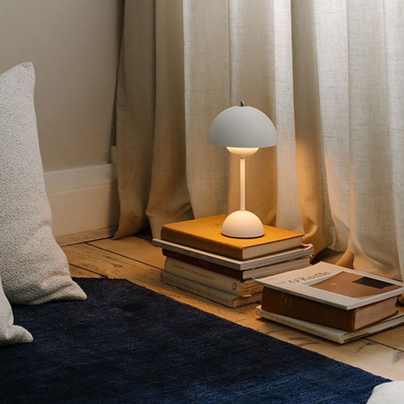 Lampada da tavolo a forma di gemme nordico colorato lampada da tavolo toccante per camera da letto