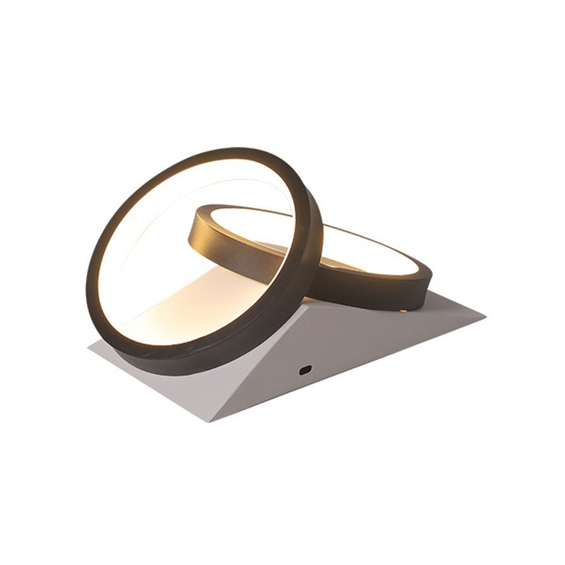 Lámpara semi empotrada LED negra modernista con anillos metálicos para montaje en techo en luz blanca/cálida