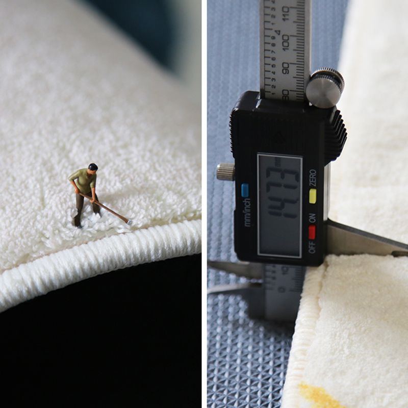 Black Modern Rug Polyester Check Pattern Rug Washable Indoor Rug for Living Room