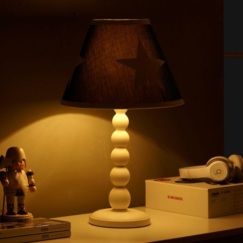 Modernes Fass Schlafzimmer Nachttisch Licht Holz 1 Kopf Schlafzimmer Schreibtisch Beleuchtung mit Stoffschatten in Blau