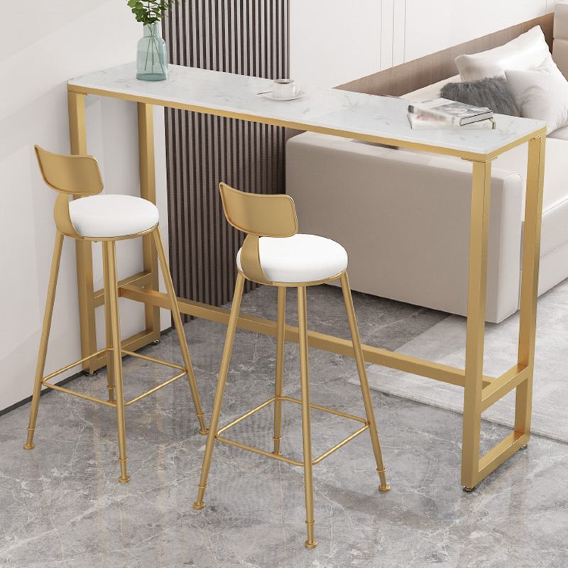 Mesa de barra de pub de pub de mármol con rectángulo glamoroso de la barra de hierro con pedestal de caballete