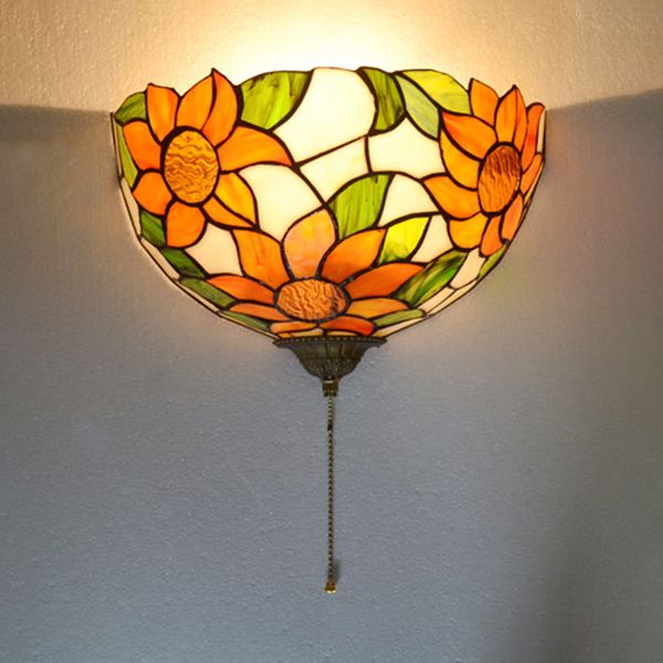 Stained Glass Sunflower Wall Sconce Light with Pull Chain Loft Retro 1 Head Wall Light in Orange and Green