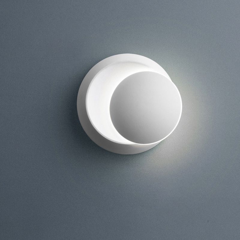 Single Modernism White/Black Wall Mounted Sconce Round LED Wall Light
